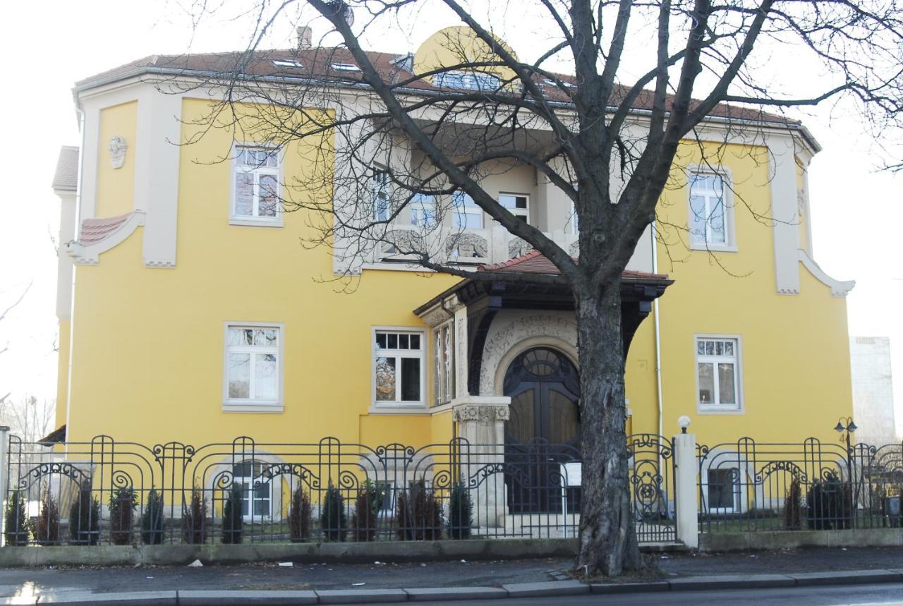 Villa De Baron Dresden Eksteriør billede
